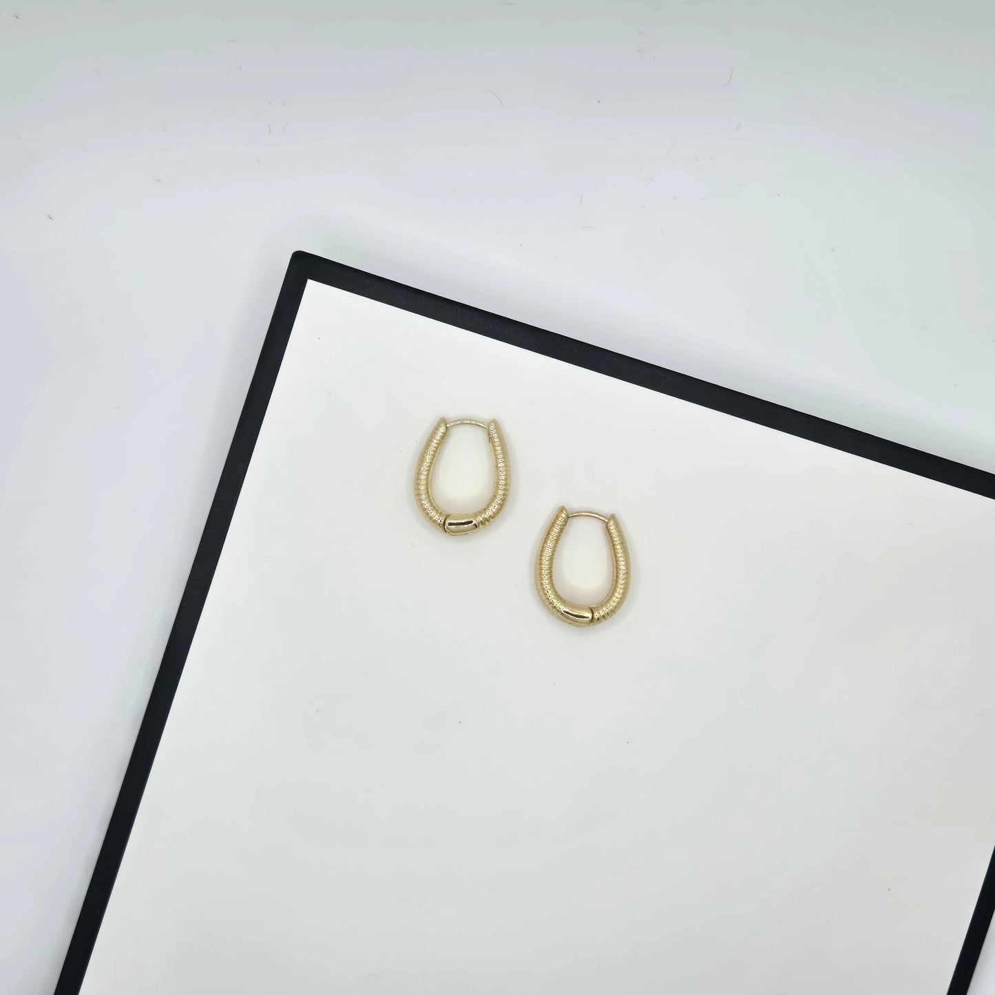 Camila Hoop Earrings