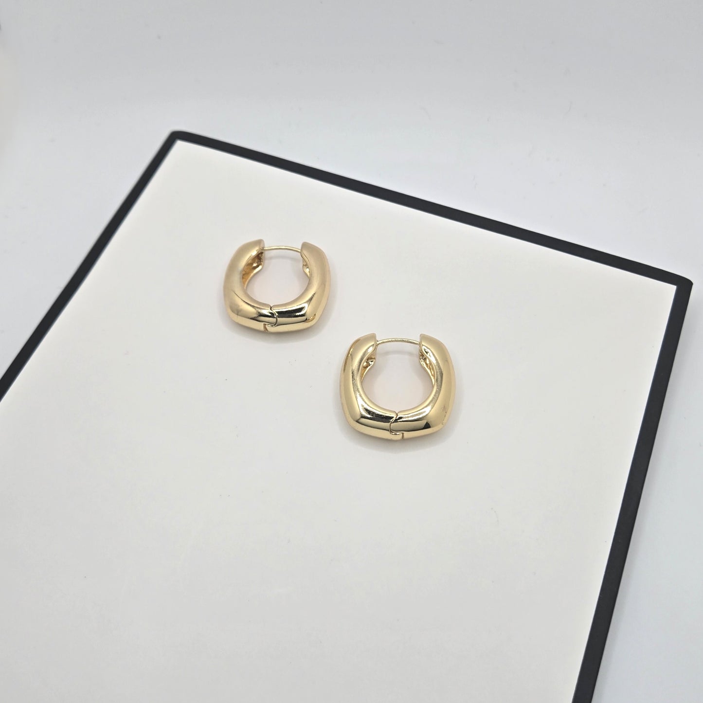Elise Hoop Earrings